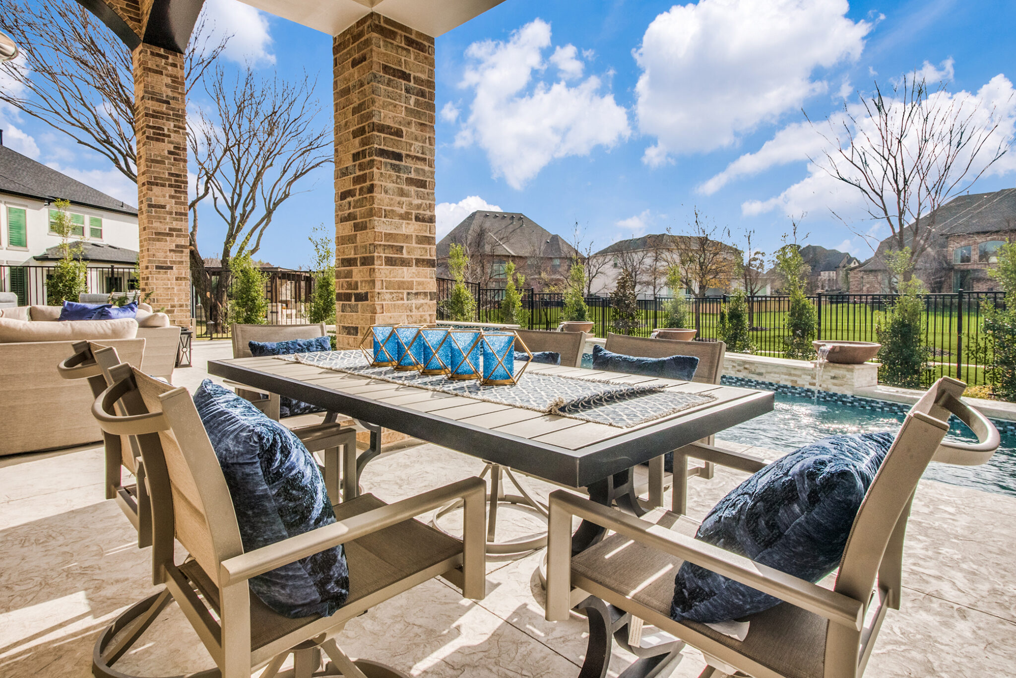 Low Country Outdoor Living Decorator